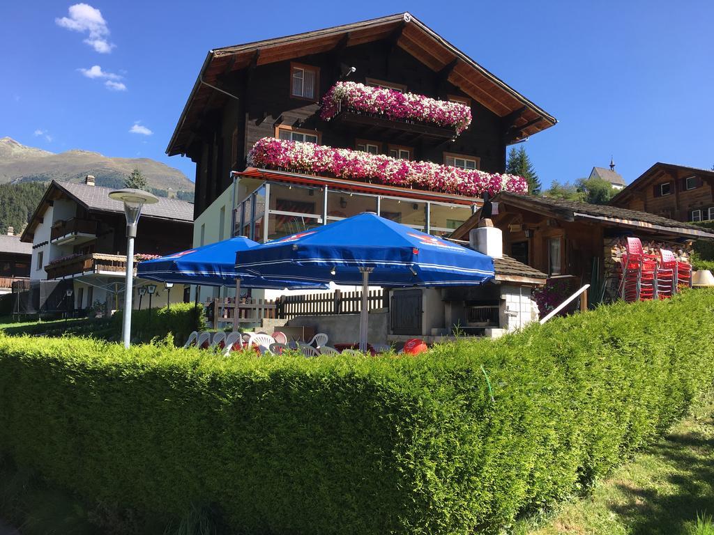 Hotel Haus Muehlebach Ernen Exterior foto